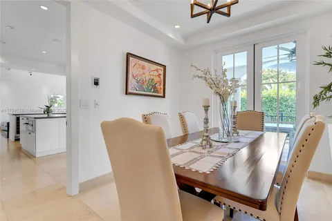 350 Redwood Ln # 1, Key Biscayne FL 33149