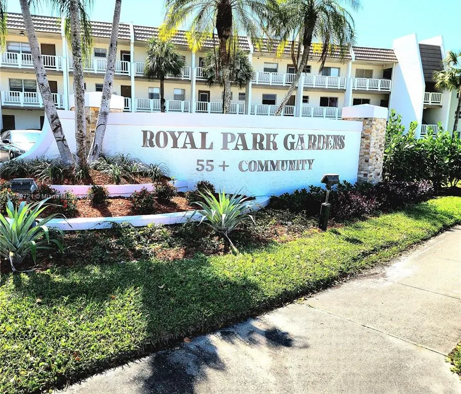 6670 ROYAL PALM # 202, Pompano Beach FL 33063