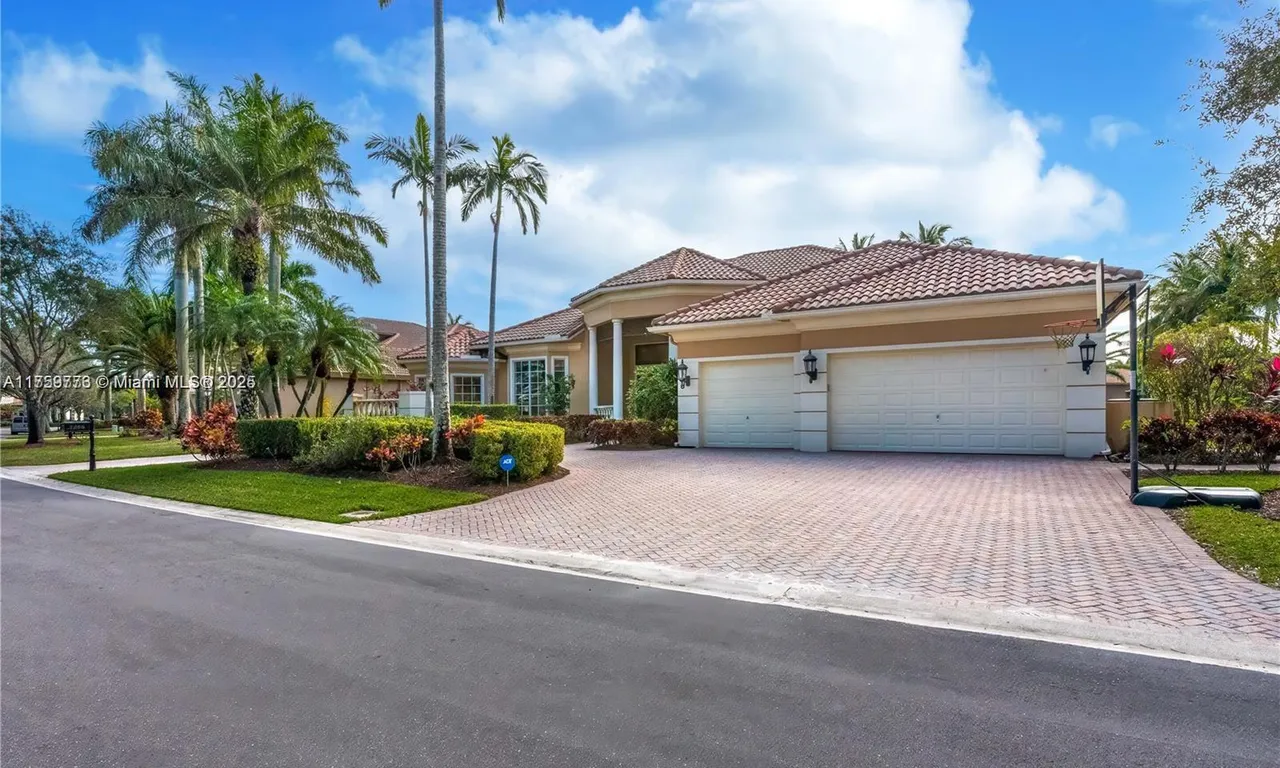 7256 NW 127th Way, Parkland FL 33076