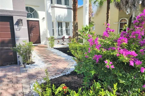 4951 SW 158th Ave, Miramar FL 33027
