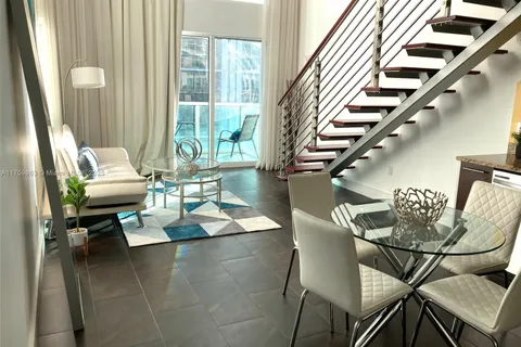 41 SE 5th St # 606, Miami FL 33131