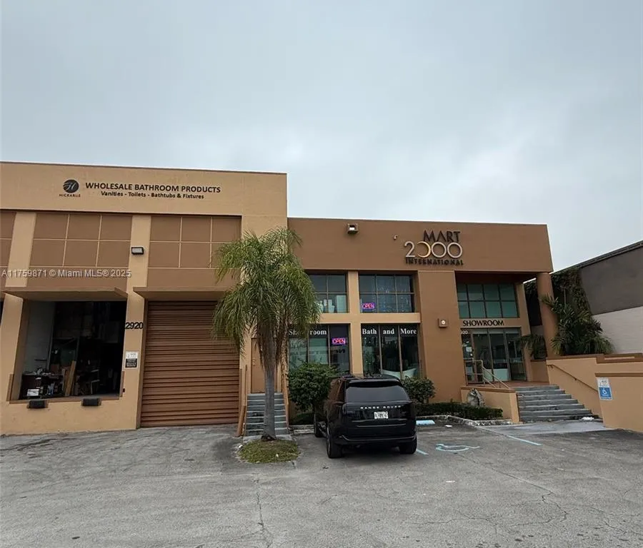 2920 NW 79th Ave, Doral FL 33122