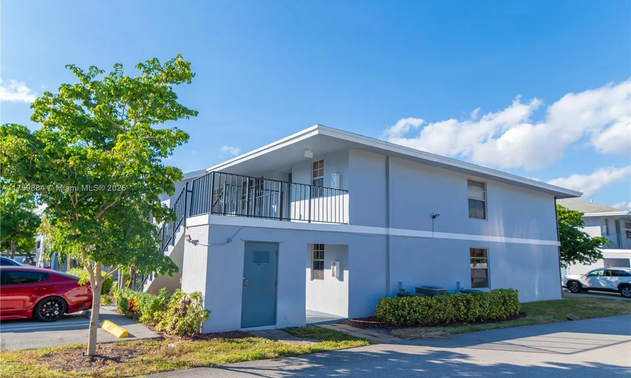 905 Southridge Rd # 205B, Delray Beach FL 33444