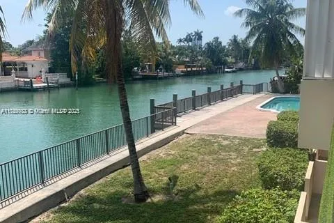 4011 N Meridian Ave # 29, Miami Beach FL 33140