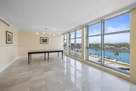 5055 Collins Ave # 6M, Miami Beach FL 33140