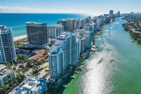 5900 Collins Ave # 705, Miami Beach FL 33140