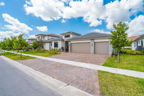 4528 SW 178th Ave, Miramar FL 33029