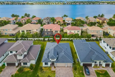 4528 SW 178th Ave, Miramar FL 33029