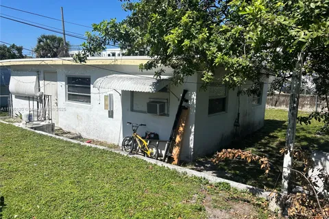 3705 SW 13th Ct, Fort Lauderdale FL 33312