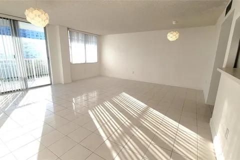 2801 NE 183rd St # 504W, Aventura FL 33160