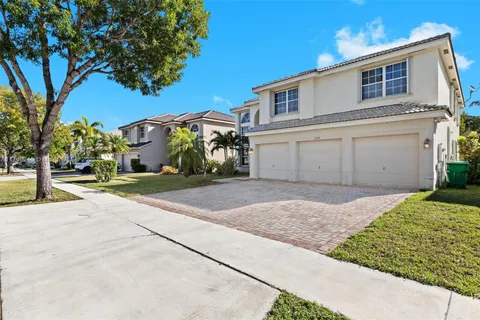 2235 SW 166th Ave, Miramar FL 33027