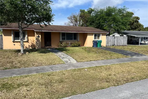 16320 SW 100th Ct, Miami FL 33157