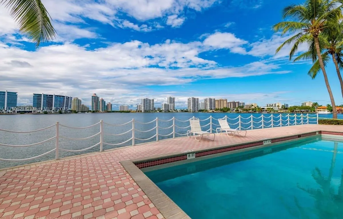 18260 N Bay Rd # 316, Sunny Isles Beach FL 33160