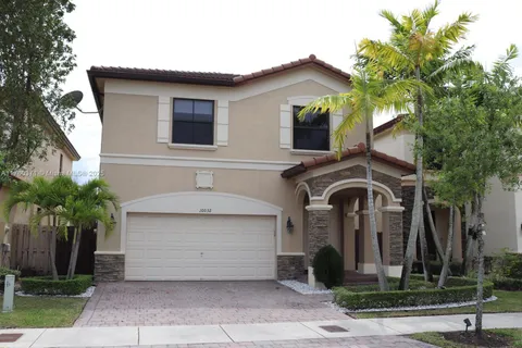 10032 NW 87th Ter, Doral FL 33178