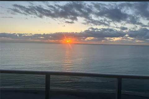 1904 S Ocean Dr, Hallandale Beach FL 33009