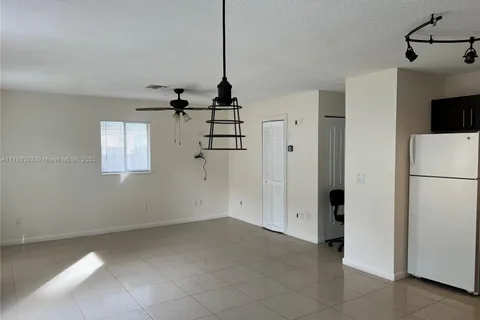 4850 SW 25th Ave, Dania Beach FL 33312
