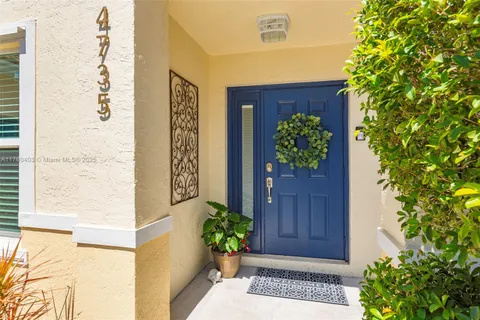 4735 NW 6th Pl, Coconut Creek FL 33063