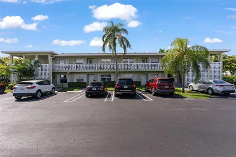 1101 Cactus Ter # 203, Delray Beach FL 33445