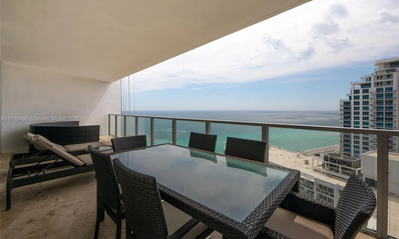 3101 S Ocean Dr # 2204, Hollywood FL 33019