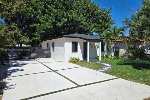 1401 SW 31st St, Fort Lauderdale FL 33315