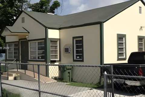 3 NE 75th St, Miami FL 33138