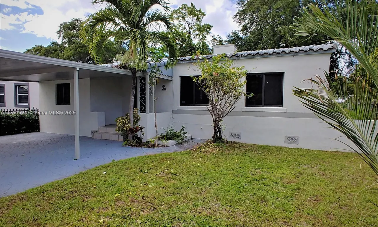 251 NW 45 ST, Miami FL 33127