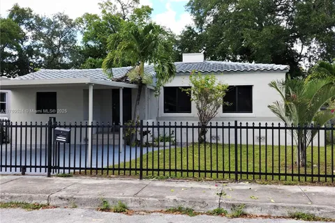 251 NW 45 ST, Miami FL 33127