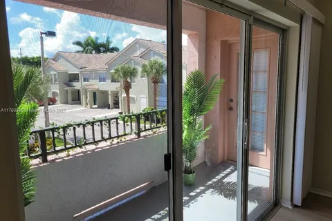 902 W Belmont Pl # 902, Boynton Beach FL 33436