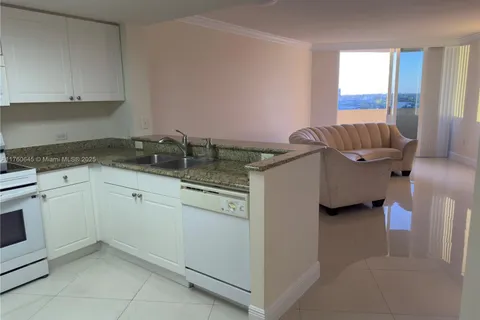 19501 W Country Club Dr # 911, Aventura FL 33180