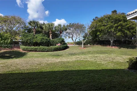 2355 Bellarosa Cir, Royal Palm Beach FL 33411