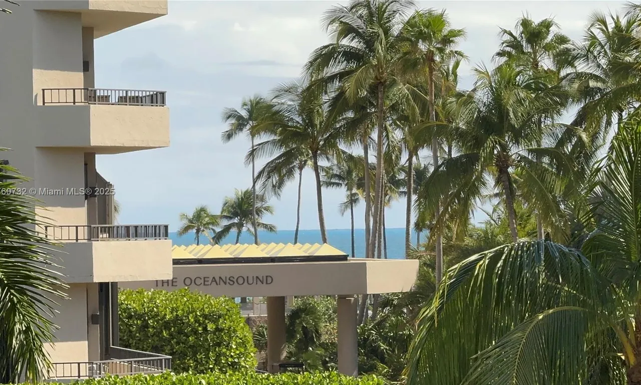 161 Crandon Blvd # 323, Key Biscayne FL 33149
