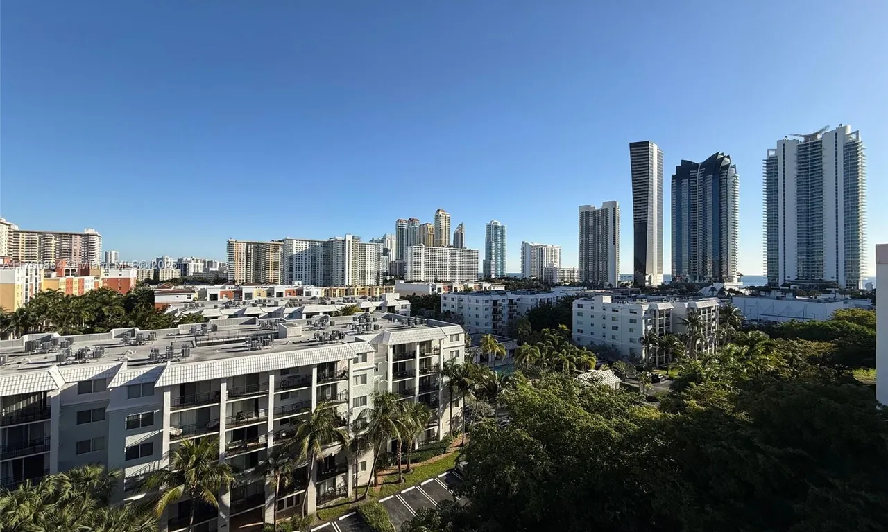 17021 N Bay Rd # 1002, Sunny Isles Beach FL 33160