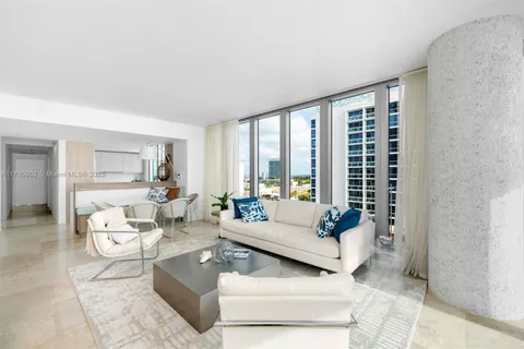 6799 Collins Ave # 902, Miami Beach FL 33141