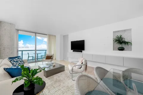 6799 Collins Ave # 902, Miami Beach FL 33141