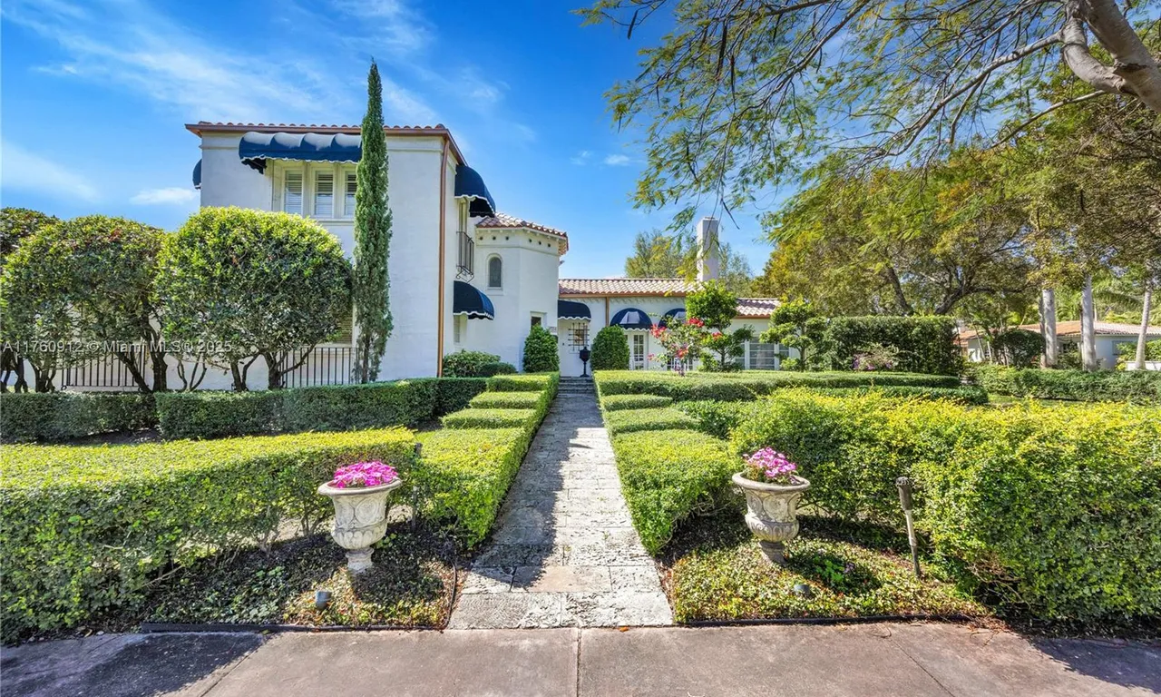 4504 Alhambra Cir, Coral Gables FL 33146