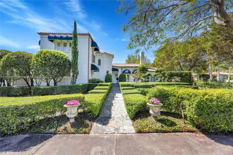 4504 Alhambra Cir, Coral Gables FL 33146