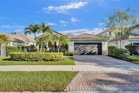 1265 Chenille Cir, Weston FL 33327