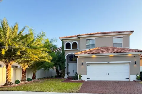 3748 NE 16th St, Homestead FL 33033