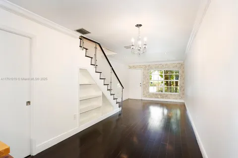 256 Majorca Ave # 256, Coral Gables FL 33134