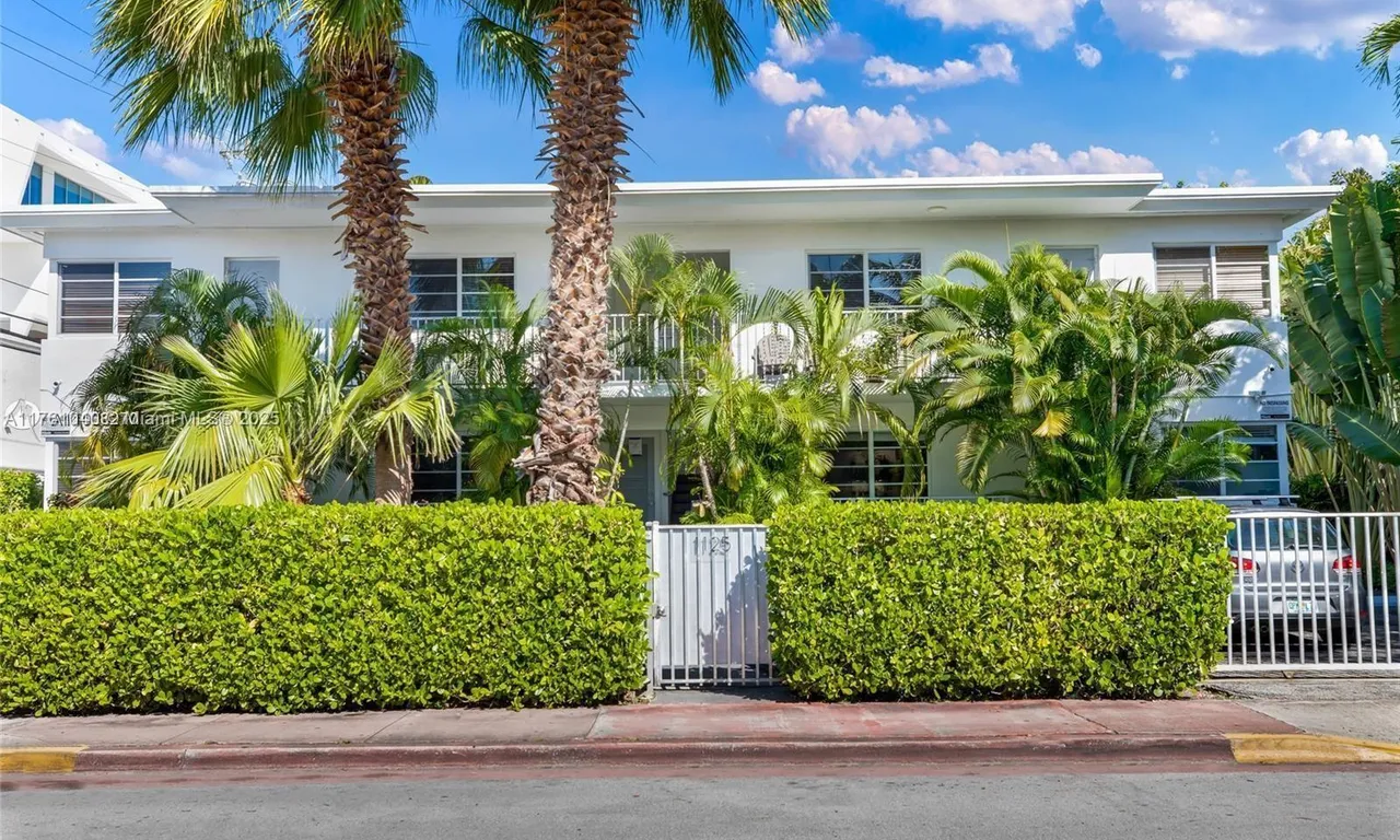 1125 9th St # 2, Miami Beach FL 33139