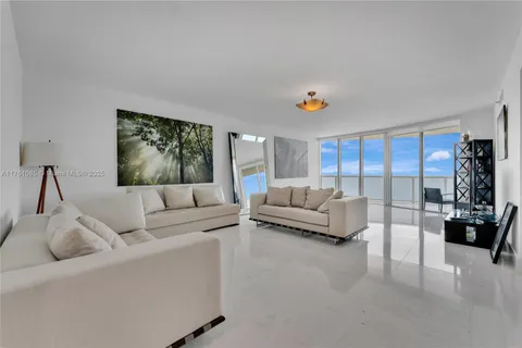 17201 Collins Ave # 3708, Sunny Isles Beach FL 33160