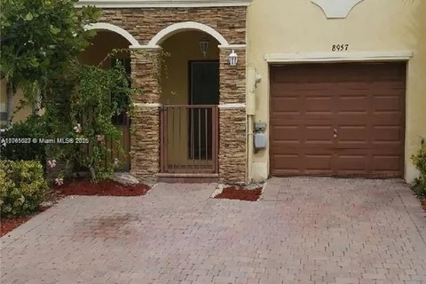 8957 SW 225th Ter # 8957, Cutler Bay FL 33190