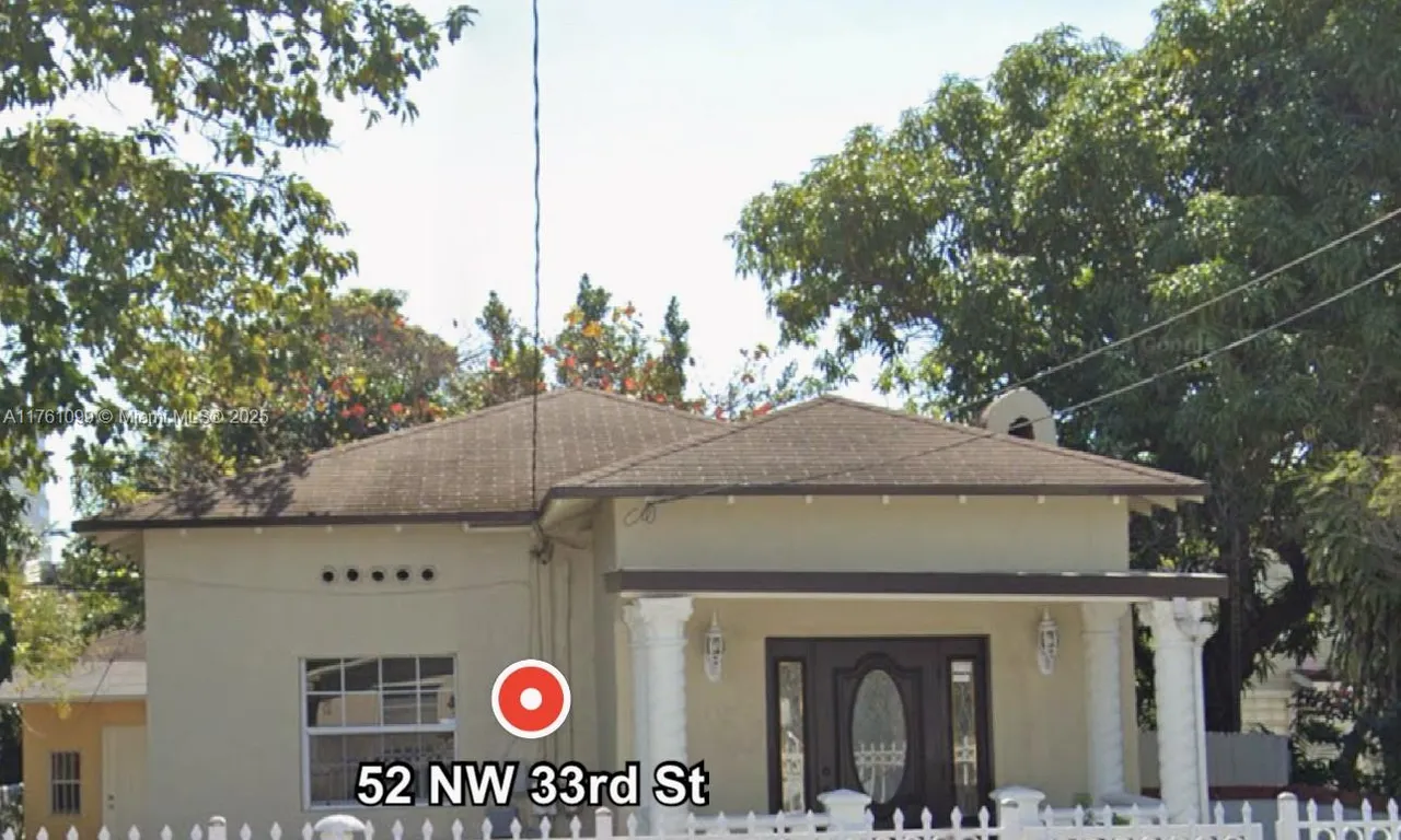 52 NW 33rd St, Miami FL 33127