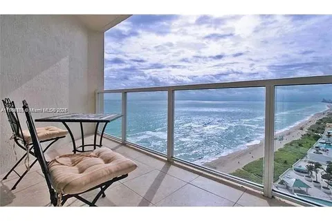 16699 Collins Ave # 2810, Sunny Isles Beach FL 33160