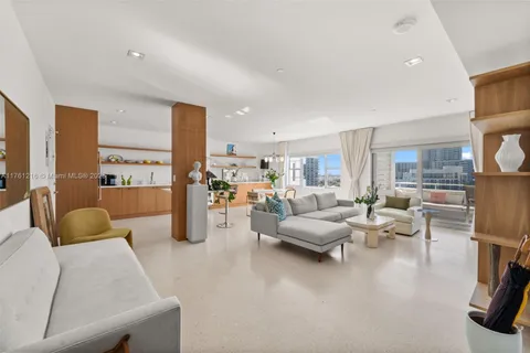 16 Island Ave # 8F, Miami Beach FL 33139