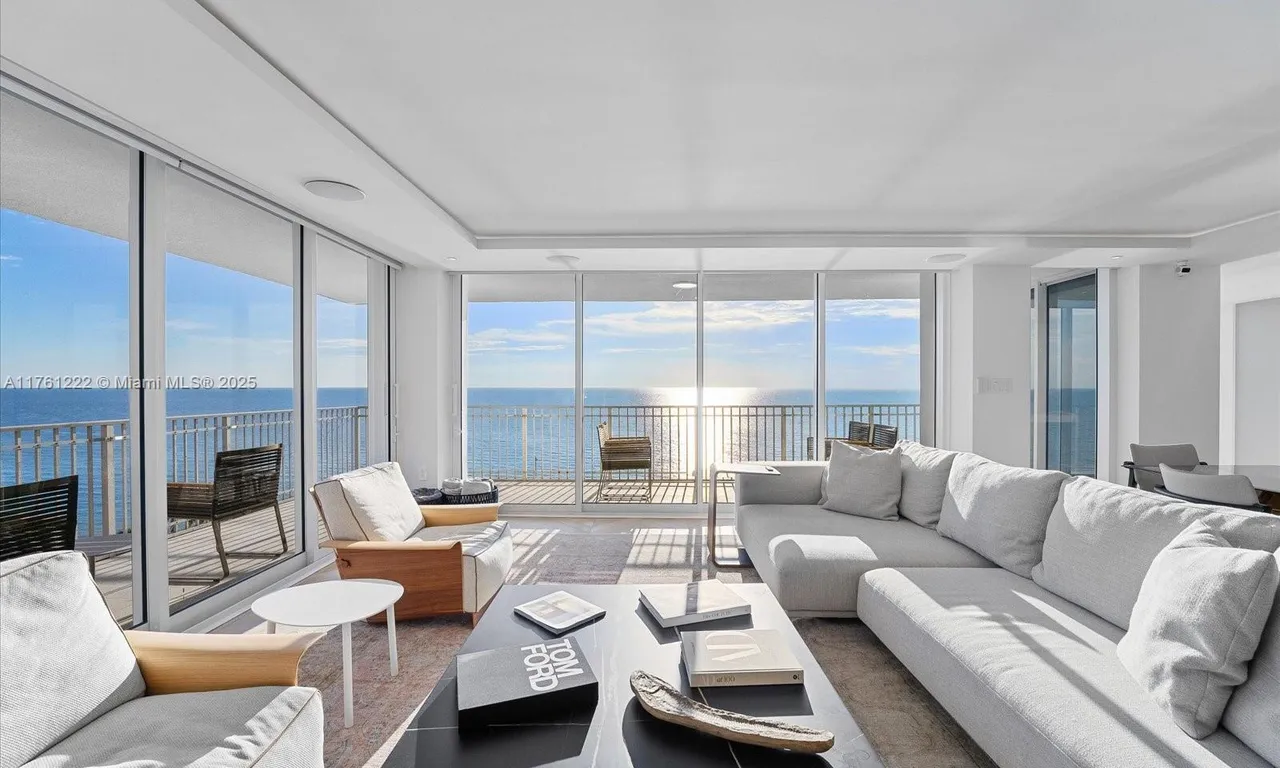 881 Ocean Dr # 11H, Key Biscayne FL 33149