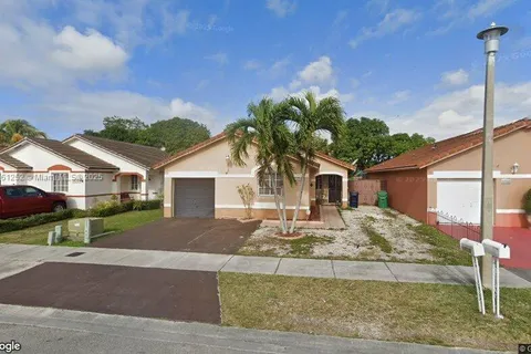 17740 SW 146th Ct, Miami FL 33177