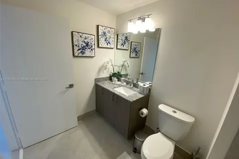 5350 NW 84th Ave # 801B, Doral FL 33166