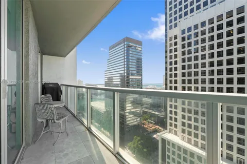 500 Brickell Ave # 2510, Miami FL 33131