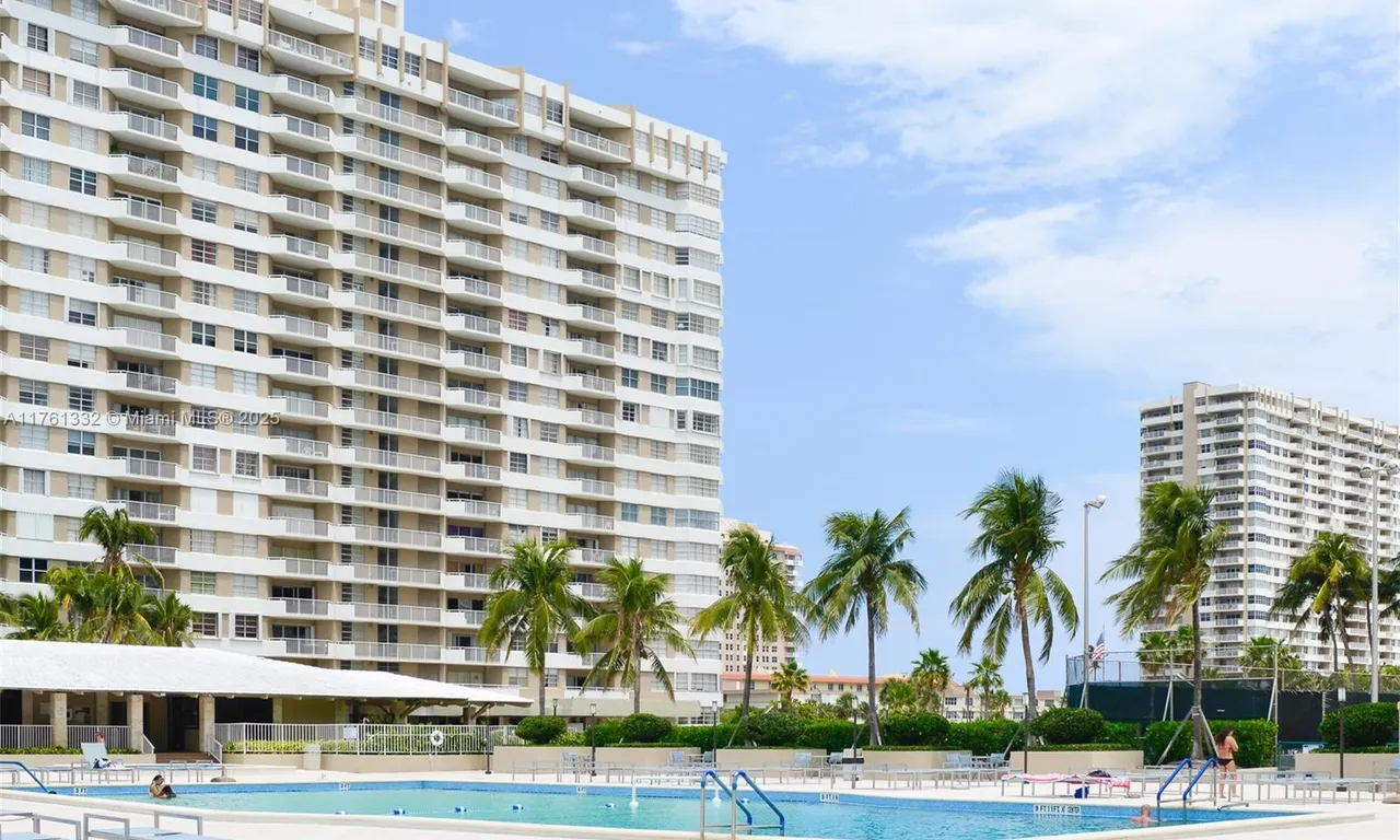 1965 S Ocean Dr # 3P, Hallandale Beach FL 33009